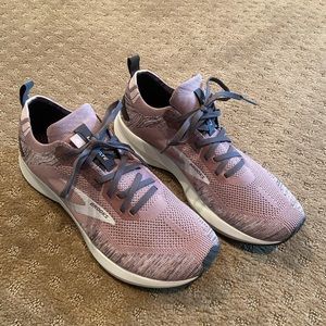 Brooks Women's Levitate 4 Running Shoe